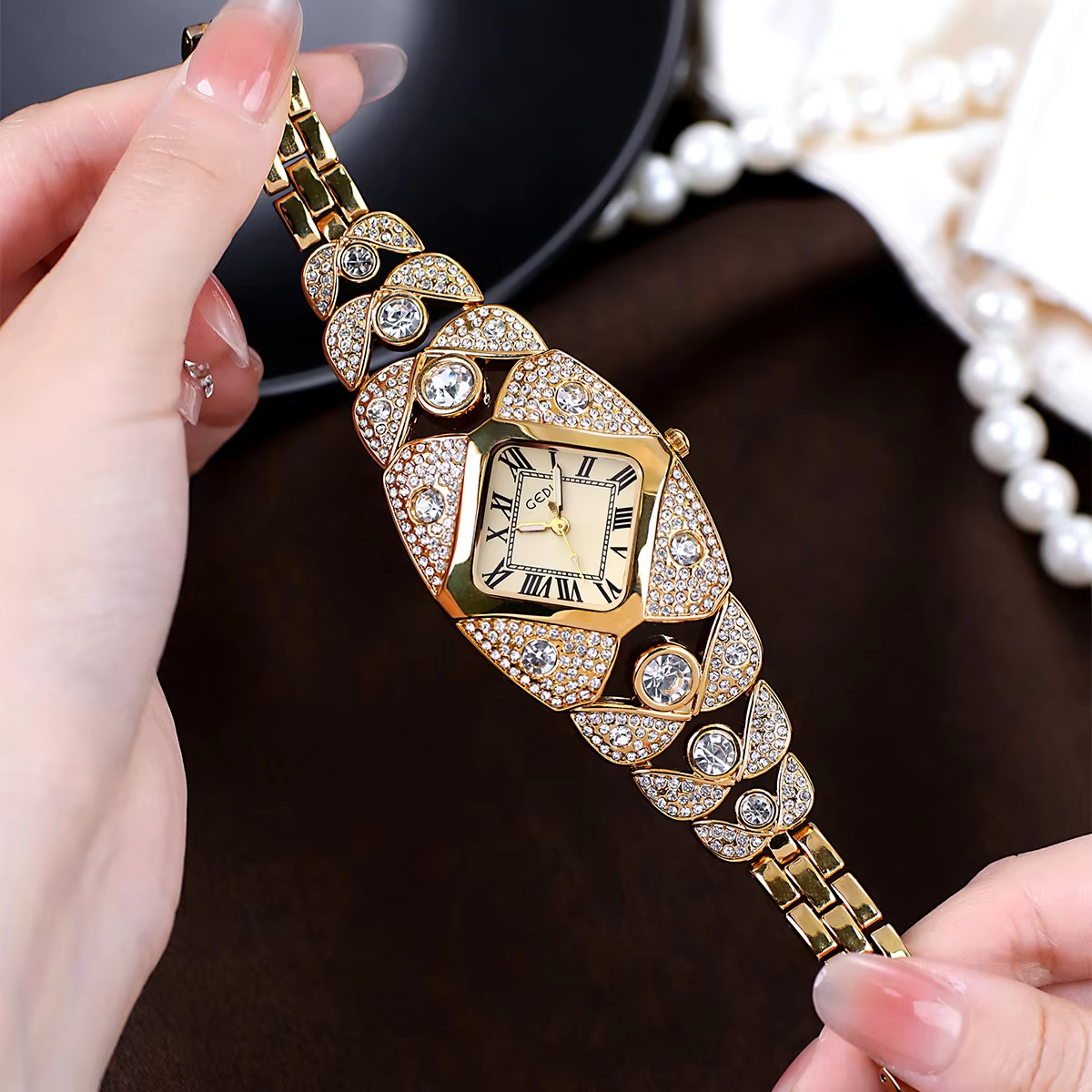 GEDI 52109 luxury diamond quartz watch for women - Image 2